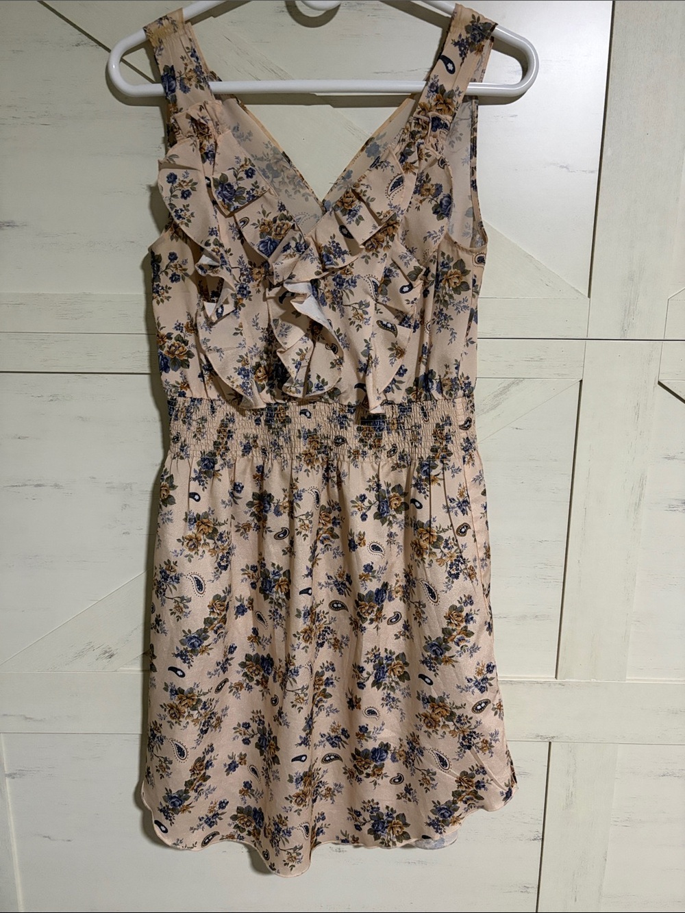 Floral Ruffle V-Neck Sleeveless Dress in Blush